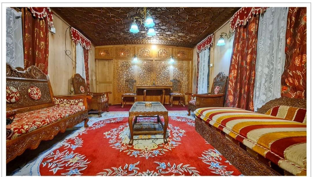 Lala Rukh Group Of Houseboats Otel Srīnagar Dış mekan fotoğraf