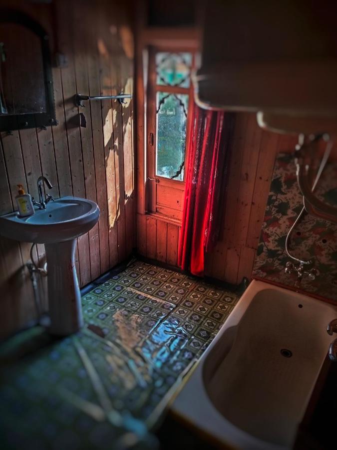 Lala Rukh Group Of Houseboats Otel Srīnagar Dış mekan fotoğraf
